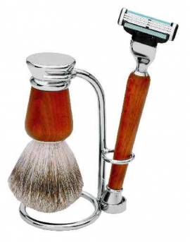 Rasierset mit feinem Dachshaar und Gillette-Mach3-Rasierer - Bild vergr��ern 